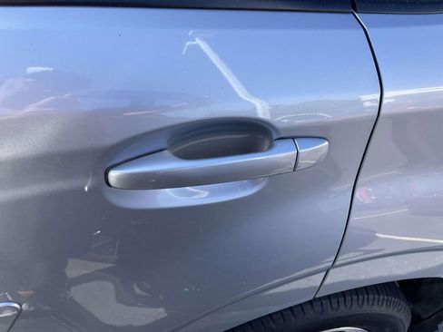 Used 2017 Subaru Forester 2.5i Premium image 13