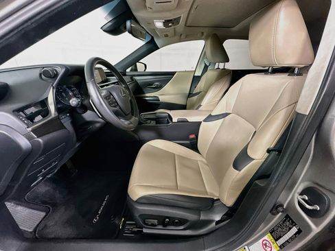 Used 2019 Lexus ES 350 w/ Accessory Package 2 FWD image 13