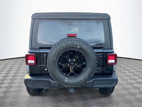 Used 2021 Jeep Wrangler Unlimited Willys image 7