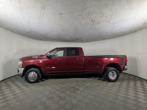 Used 2022 RAM 3500 Limited image 3