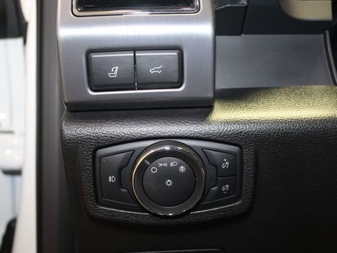 Used 2020 Ford Expedition Platinum AWD/4WD image 13