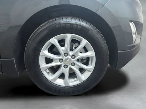 Used 2019 Chevrolet Equinox LS FWD image 25