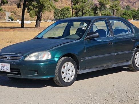 Used 1999 Honda Civic DX image 2