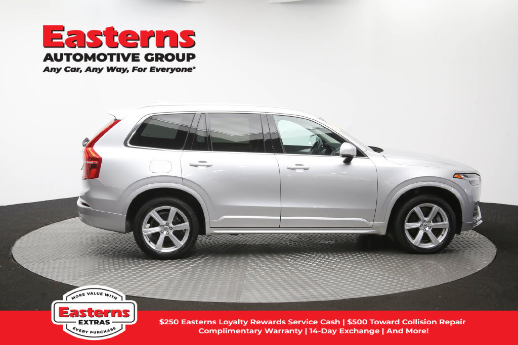 Used 2022 Volvo XC90 T5 Momentum AWD/4WD image 47