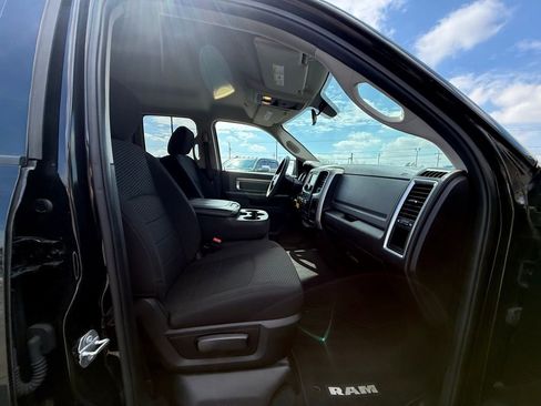 Used 2020 RAM 1500 Classic Warlock AWD/4WD image 24