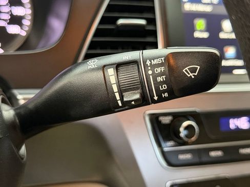 Used 2017 Hyundai Sonata SE FWD image 40