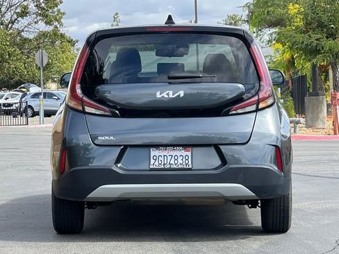 Used 2023 Kia Soul LX w/ Option Group 015 image 7
