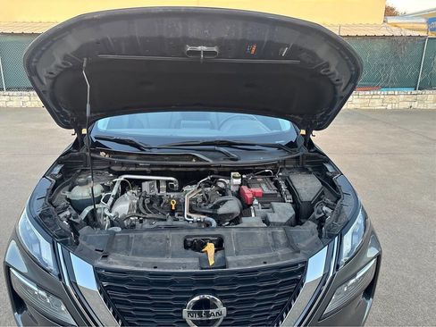 Used 2021 Nissan Rogue SV image 11