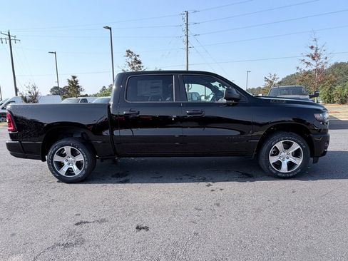 New 2026 RAM 1500 Express RWD image 4