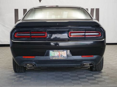 Used 2019 Dodge Challenger SXT w/ Blacktop Package image 6