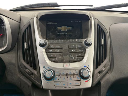 Used 2017 Chevrolet Equinox LT w/ Convenience Package image 14