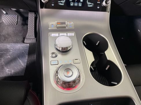 New 2026 Genesis GV70 2.5T Select AWD/4WD image 4