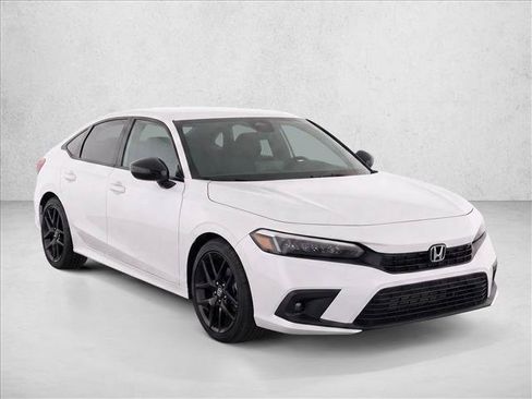 Used 2024 Honda Civic Sport image 3