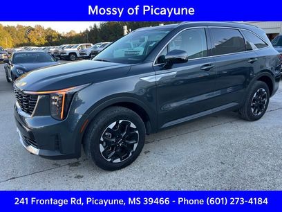 Used 2024 Kia Sorento S w/ Panoramic Sunroof Package