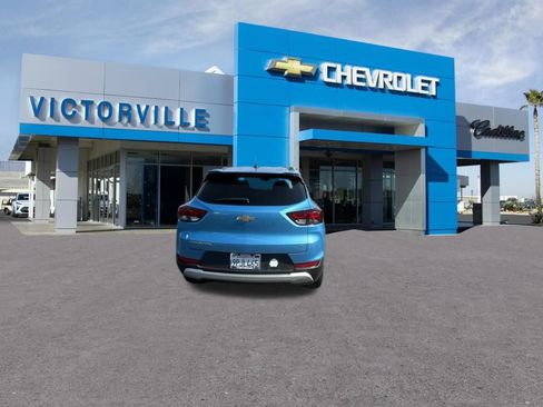 Used 2025 Chevrolet TrailBlazer LT FWD image 7