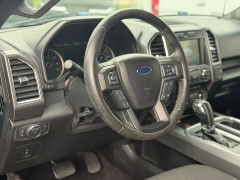 Used 2016 Ford F150 XLT w/ Equipment Group 302A Luxury image 11