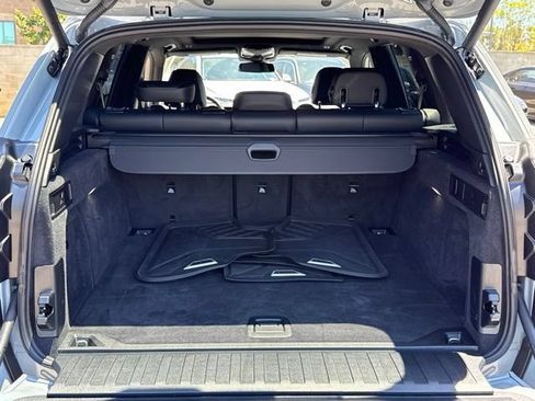 Used 2026 BMW X5 sDrive40i w/ Executive Package RWD image 16