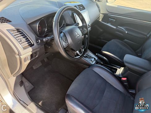 Used 2024 Mitsubishi Outlander Sport SE image 19