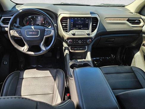 Used 2022 GMC Acadia Denali w/ Denali Ultimate Package AWD/4WD image 16