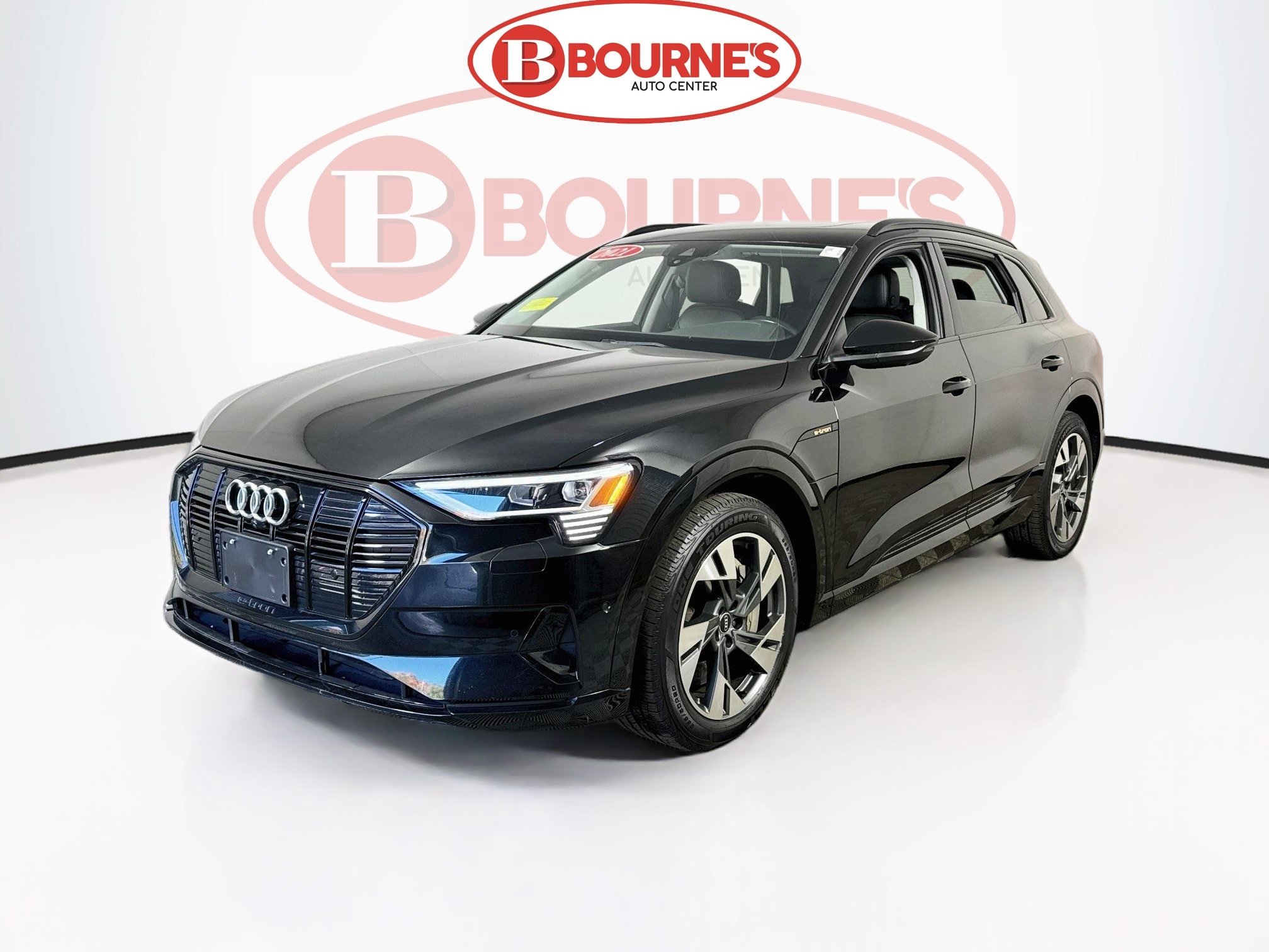 Used 2021 Audi e-tron Premium w/ Convenience Plus Package AWD/4WD image 7