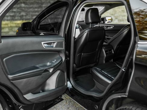 Used 2023 Ford Edge SEL image 20