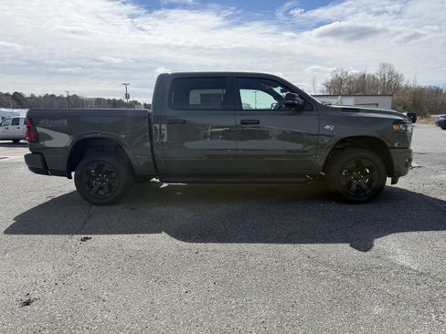 New 2026 RAM 1500 Big Horn AWD/4WD image 9