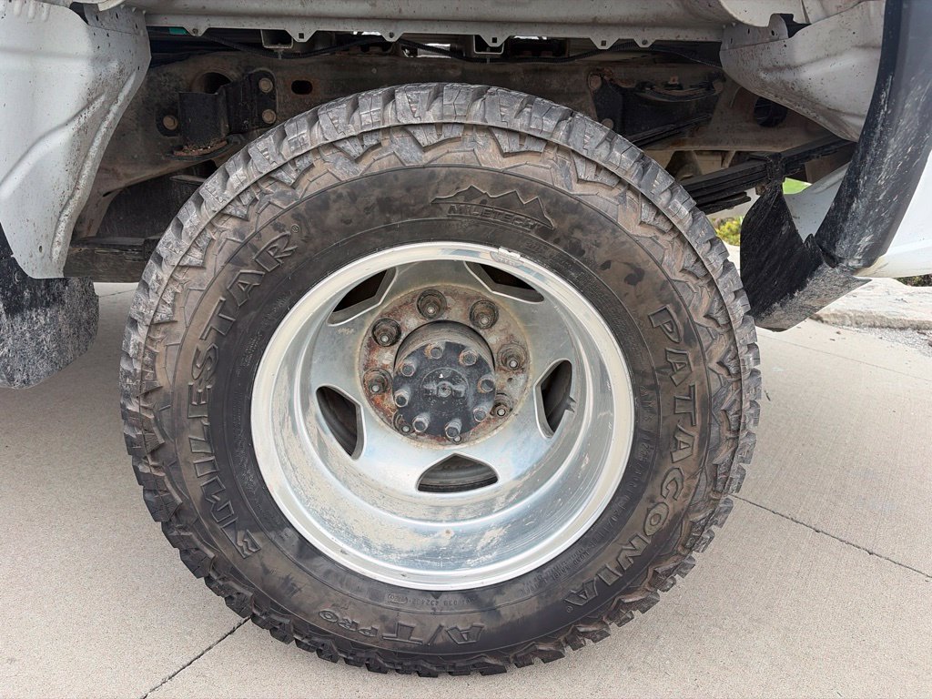 Used 2022 Chevrolet Silverado 3500 High Country w/ Safety Package II AWD/4WD image 18