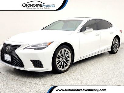 Used 2022 Lexus LS 500 LS 500 with 20'' Alloy Wheels w/ Accessory Package (Z2)