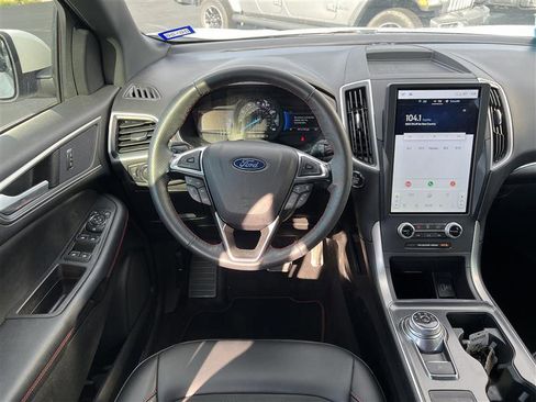 Used 2024 Ford Edge ST-Line image 9