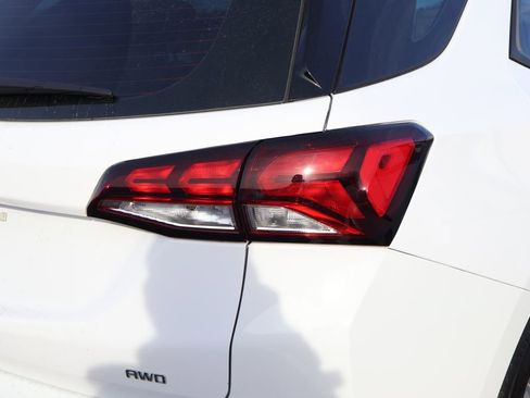 Certified 2024 Chevrolet Equinox LS w/ Driver Confidence II Package image 8