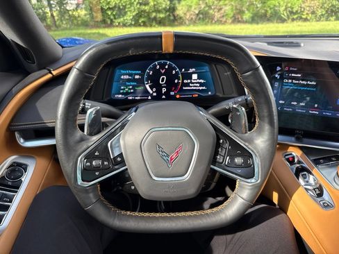 Used 2024 Chevrolet Corvette Stingray Preferred Conv w/ Z51 Performance Package RWD image 47