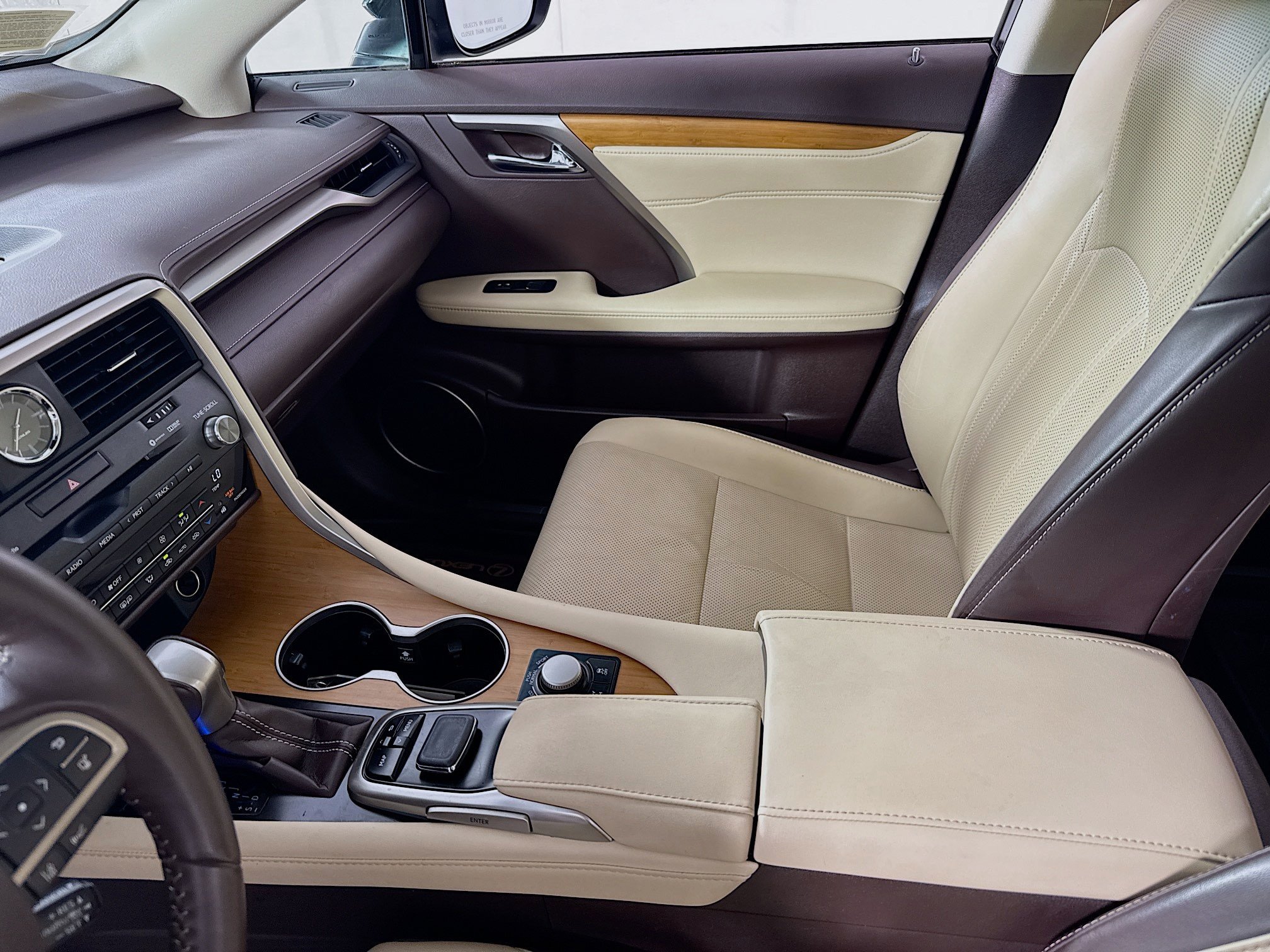 Used 2017 Lexus RX 350 AWD w/ Premium Package image 25