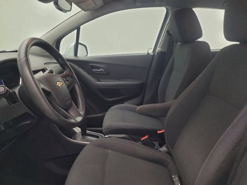Used 2017 Chevrolet Trax LS AWD/4WD image 17