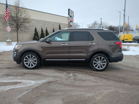Used 2016 Ford Explorer Limited image 14