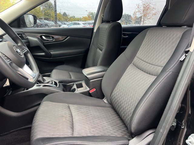 Used 2017 Nissan Rogue S AWD/4WD image 16