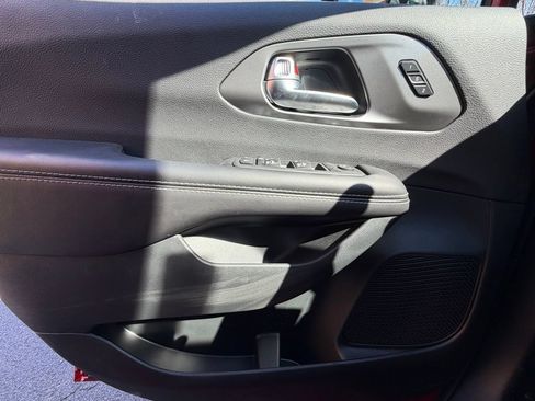 New 2026 Chrysler Pacifica Select w/ S Appearance Package FWD image 28