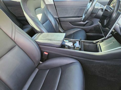 Used 2018 Tesla Model 3 Long Range image 14