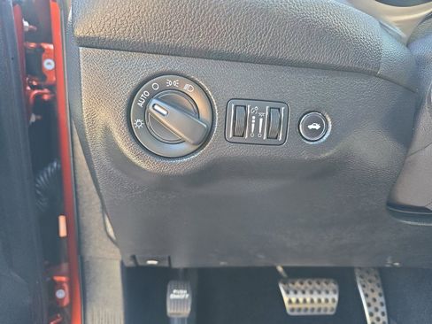 Used 2023 Dodge Challenger R/T RWD image 27
