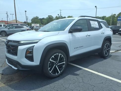 New 2027 Chevrolet Equinox RS w/ Safety and Technology Package FWD image 8