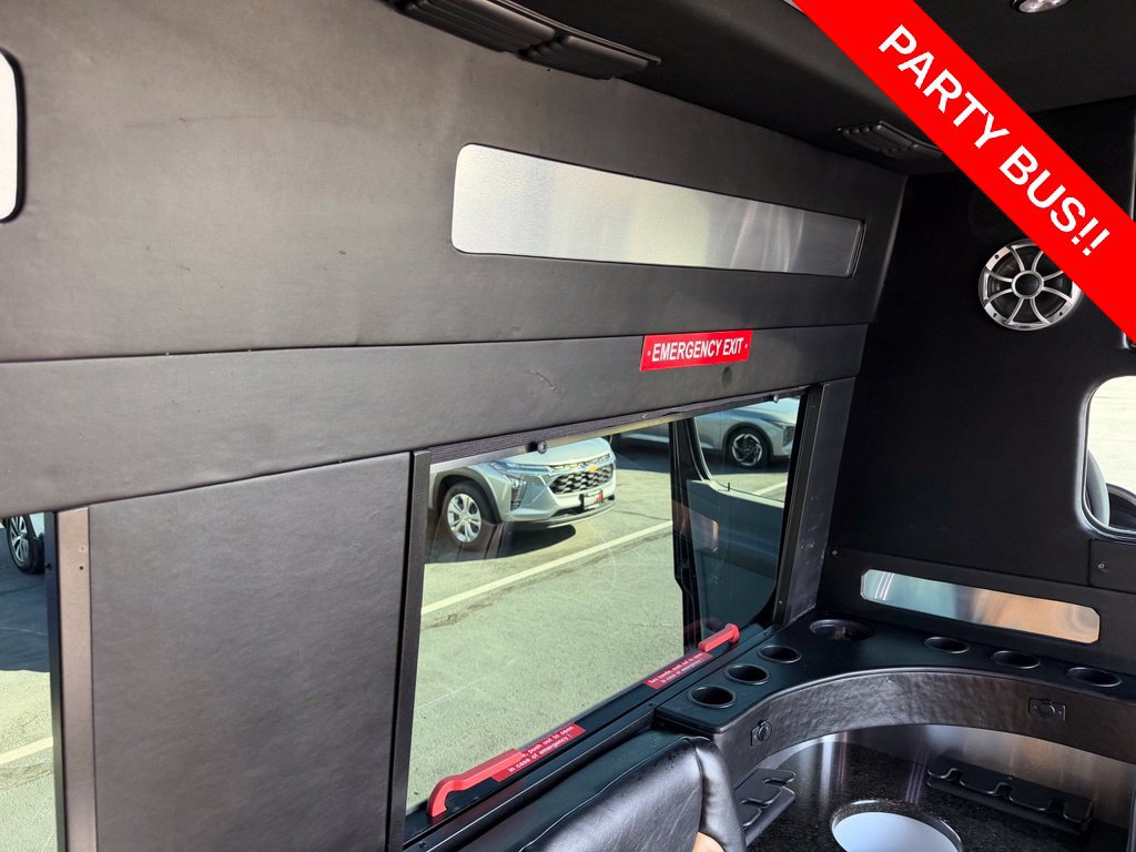Used 2011 Mercedes-Benz Sprinter 2500 image 54