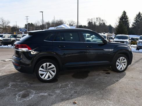 Used 2022 Volkswagen Atlas Cross Sport SE image 7