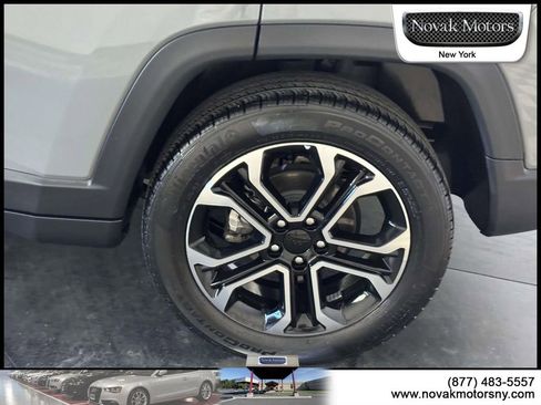 Used 2022 Jeep Compass Limited w/ Sun and Sound Group AWD/4WD image 8
