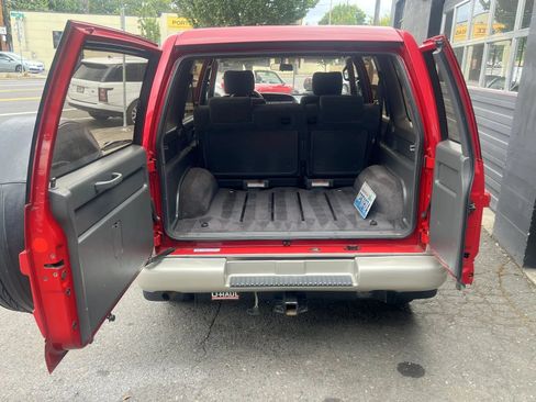 Used 1996 Acura SLX AWD/4WD image 5