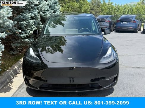 Used 2023 Tesla Model Y Long Range AWD/4WD image 2
