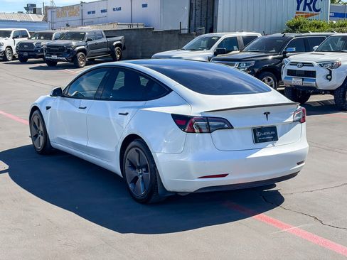 Used 2022 Tesla Model 3 image 2