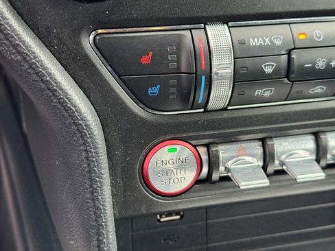 Used 2021 Ford Mustang Premium image 22