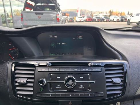 Used 2017 Honda Accord Sport Special Edition image 14