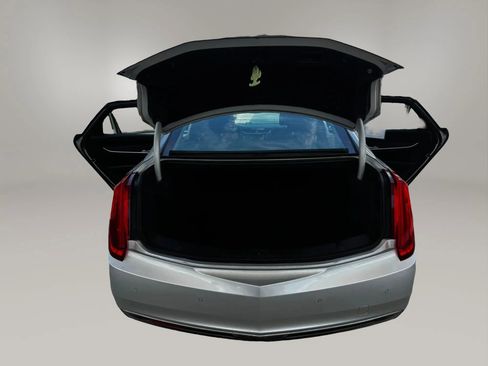 Used 2013 Cadillac XTS FWD image 26