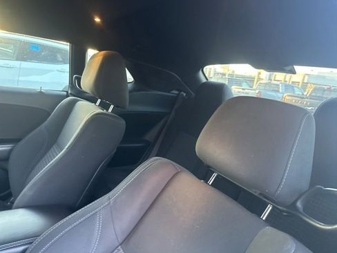 Used 2017 Dodge Challenger R/T w/ Driver Convenience Group image 9