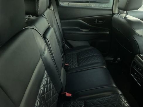 Used 2020 Nissan Murano Platinum image 9